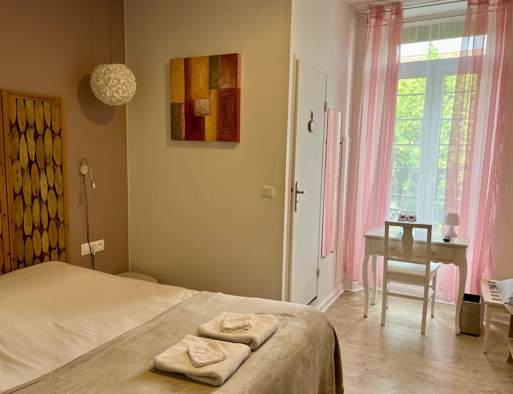 Logis Hotel Des Causses Millau Ngoại thất bức ảnh